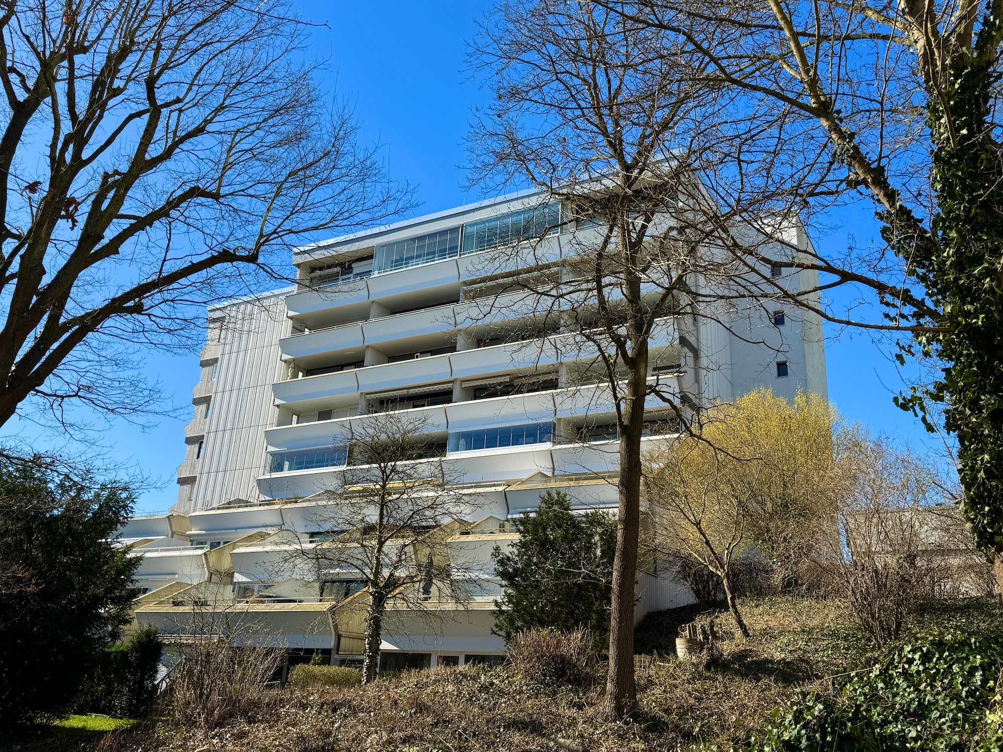 Strandnahe Wohnung mit großer Dachterrasse